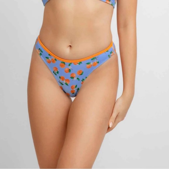 Blackbough swimsuit set - Picture 2 of 7